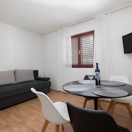 Apartments Family Roso Promajna Eksteriør billede